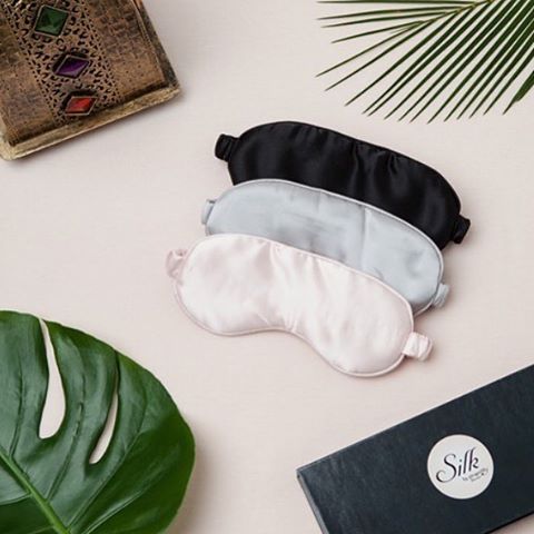 LUXE velvet eye masks are available in a range of beautiful colours.  Made with the softest, dreamy luxurious velvet, guaranteed to give you a peaceful nights' sleep from @tonicaustralia. You can pick yours up today in our Home & Gifts Store...