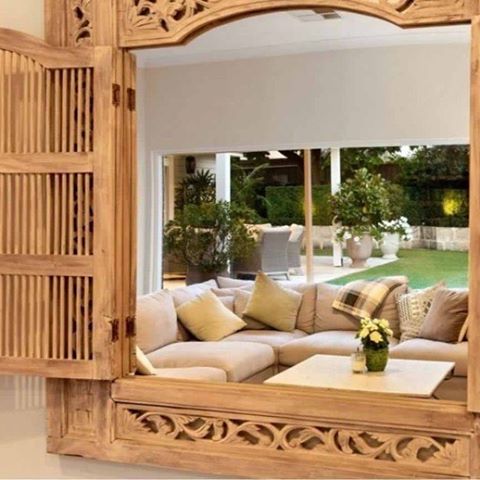 Feng Shui experts believe that mirrors in the home can be extremely powerful. When you position a mirror on a wall, make sure whatever is being reflected is beautiful, as a mirror has the ability to ‘double-up’ what is being reflected. Mirrors that reflect a gorgeous garden outlook can amplify the view, activating healthy Chi energy. While mirrors reflecting an unpleasant view, like a pile of cluttered bills or an unkept backyard, can bring negative energy into the home.  #roshinesdesigns #sunshinecoastdecorator #sunshinecoastdesigner #fengshui #fengshuitips #mirrors #mirrorsinthehome #onreflection #decoratingtips #designtips #stylingtips #decortips #interiorstyling #interiordesign #backyard #gardenoutlook #gardenreflections