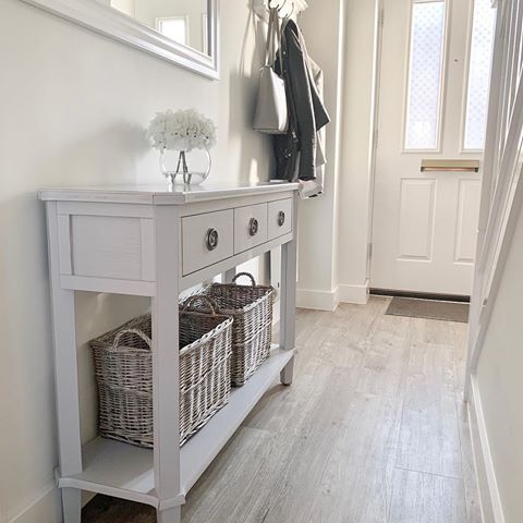 HALLWAY | new storage baskets from Dunelm (only £8 each, which I think is amazing compared to others I’ve seen)
Hope everyone is having a lovely bank holiday weekend in the sunshine🌞 
#Hallway #Interior  #Sideboard #LauraAshley #Dunelm #HallwayStorage #Wayfair #HudsonHome #InteriorInspo #HomeDesign #TheWhiteCompany #GreyInterior  #WhiteInterior #NewBuild #FirstHome #OurHome #HomeDecor #HomeSweetHome #DavidsonsHomes #MyDavidsonsHome #HomeAccount