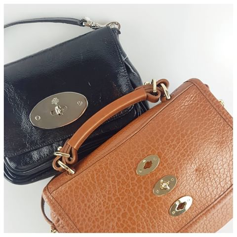 Are you mad about Mulberry? 😍 www.designerexchange.ie is packed with so many different styles ❤
.
.
.
.
Available to browse online & in our Exchequer Street Boutique.
.
#Designer #designerexchange #designerexchangedublin #designerresale #consignment #preloved #selltous #swapshop #dublinshopping #treatyourself #trend #style #fashion #girls #love #bags #ootd #botd #bae #fomo #instagood #designerlover #designerbags