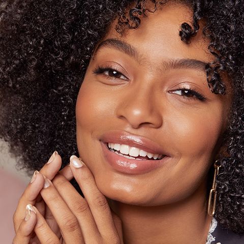 Brand ambassador @yarashahidi proudly supports impactful causes for women and girls around the world through our #PrettyPowerful Fund. Tap over to our stories to find out how you can donate and get involved.