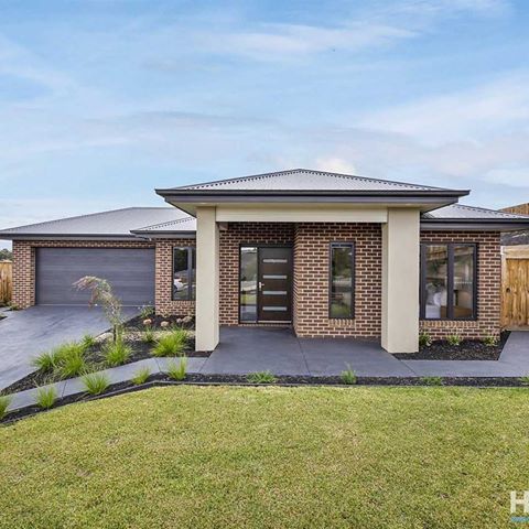 🌱 FOR SALE | 45 Manikato Drive, Drouin 🌱⁣
⁣
☀️ Over Delivering on Quality! ☀️⁣
⁣
🛌 3 Bedroom | 🛀 2 Bathroom | 🚘 2 Car Garage⁣
⁣
👉🏽 Brad Boyde - 0400 775 388⁣
⁣
#harcourtsdrouin⁣
⁣
⁣
⁣
⁣
⁣
⁣
⁣
⁣
⁣
⁣
#harcourts #realestate #buy #sell #auction #realestateagent #drouin #business #melbourne #dreamhome #love #likeall #myhome #home #realestatemelb #lifestyle #homedecor #living #property #homeliving #ratemyagent #homeinspiration #country #farming #bunyip #team