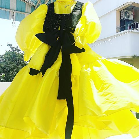Dancing in Lemon Romance 🍋⚡️
Introducing new color of @umr.life 
The Romance ruffles dress Robe 
More info Line:@usemerepeat .
.
.
.
.
.
.
.
#usemerepeat#fashion #fashiongram #fashionista #fashionstyle #fashionaddict #fashionblogger #instastyle #instablogger #instafashion #currentlywearing #whatiwore #thatsdarling #ootd #lotd #outfitoftheday #lookoftheday #todaysoutfit #style #stylegram #styleinspo #styleblogger  #iloveit #womensfashion #mystyle #summer #vintage #party