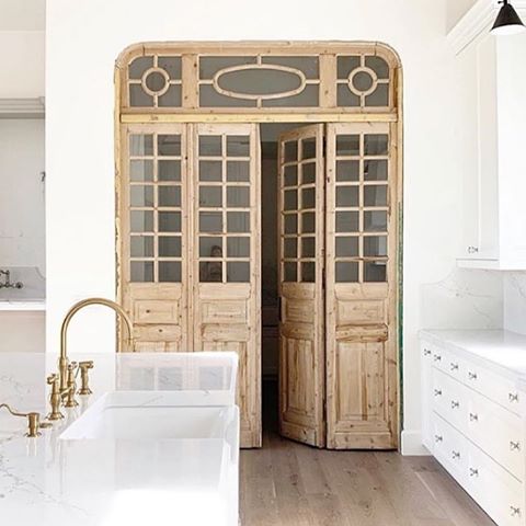 How incredible are these antique doors used in a project by @gatherprojects via @scoutandnimble .
.
.
.
.
.
.
.
.
.
.
#dezeen #decor #deringhall #1stdibs #elledecor #elledecorationru #luxuryhotel #luxuryinteriors #lovemarble #archdaily #architecture #architecturaldigest #dactyliondesign #hannegathe #studiogathe #interiordesign #maison #adrussia #adfrance #admiddleeast #dwellmagazine #highendresidential #decorlovers