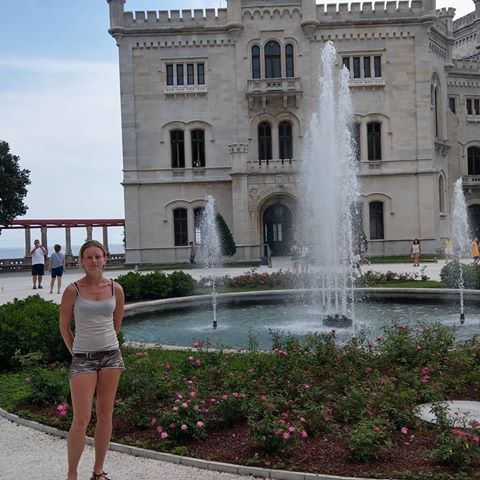 Castel Miramare
#italy🇮🇹 #miramare #castle #port #sea #beach #garden #monument #niceday #sunnyday #czechgirl #girl #exploring #holiday #vacation