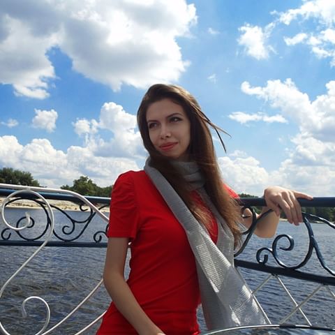 🛳| Europe
#me #girl #beautifulgirl #girls #woman #beautifulwoman #women #lady #miss #beautiful #actress #nature #sky #clouds #wind #water #river #season #summer #vacation #red #blue #city #citylife #europe #город #лето #река #девушка #я