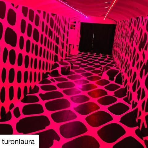 Preview of @turonlaura latest #AIP project debuting in May!
#Repost @turonlaura with @get_repost
・・・
Save the date, May 30th @elpasomuseumofart for the @lastthursdaysep I will be unveiling the new art installation of the bus. Art inspired by a Spatially Variant Lattice, collaboration with engineers from the EM Lab at UTEP. .
#artandscience #artinstallation #mural #art #design #stencil #contemporaryart #instagood #artist #artistsoninstagram #artprocess #artinspiration #patterndesign #ledlights #gallery #paradoxtravelingart #immersiveart