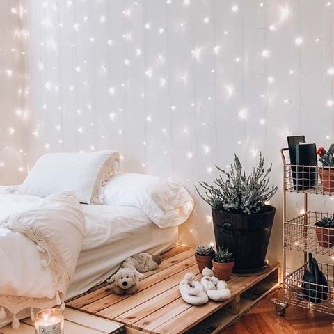 ⁣Imagine spending the spring in a bedroom like this. You get extra points for wearing the cute little slippers and not catching a cold!⠀
⠀
Follow @litlifelights for more cozy content!⠀