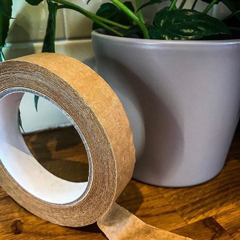 Forget the plastic sellotape, that awful stuff never biodegrades!🤦‍♂️🤦‍♂️🤦‍♂️
When looking for sticky tape, grab Biodegradable self adhesive paper tape. It’s completely compostable too. 😍
Be apart of the solution. 💙
#goblueau #endurothonoz