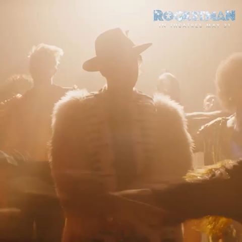 The costumes in #Rocketman 🚀 are AMAZING. Check out this video with the cast and filmmakers for a behind the scenes look from the movie, coming to theatres May 31st! 🚀
@rocketmanmovie