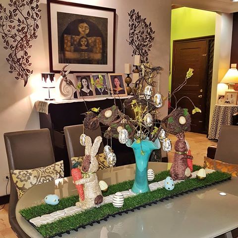 I must admit that I like how the wife set up the dining area for Easter. The grassy tiles are normally for the floor but this concept works, complete with the easter eggs, easter bunnies and the tree centerpiece. Well done honey! You have an eye for these things (like Mom). 😊
.
.
.
#eastersetup #stilleaster #easterdecor #homeinteriors #easter #interior123 #diningroom #interiordesign #interiorlighting #instainterior #lux #instagood #interiordecorating #homeconcept #lighting #photooftheday