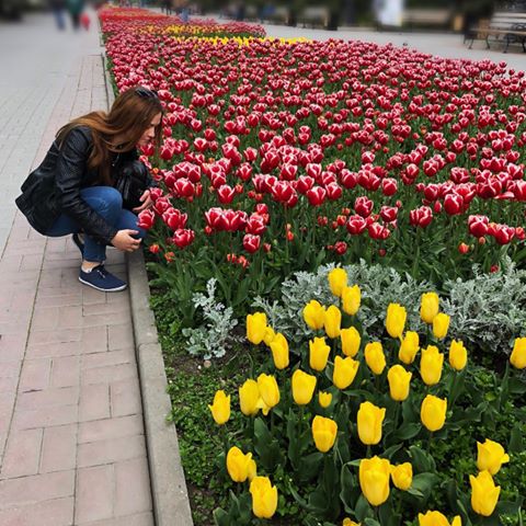 Красота в городе 🌷🌷🌷
.
.
.
#тюльпаны #любимыецветы #весна #май #жизнь #красота #город #севастополь #люди #отдых #центр #крым #цветы #beautiful #love #life #like4likes #happy #nature #girl #walk #flowers