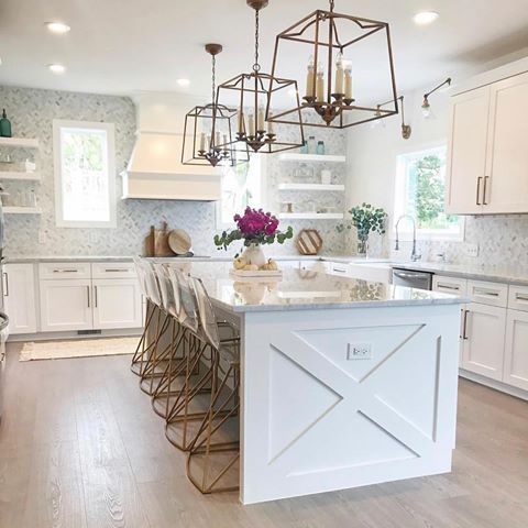 Do you ever see a picture of a room and just know you’d be happy in it?  This kitchen by @mk_interiors_ has me feeling that way. Everything about it is gorgeous, am I right?
-
-
-
#kitchen #kitchengoals #kitchendesign #newhome #homesweethome #loveyourhome #instahome #homedecor #dfwrealtor #cbapexfrisco