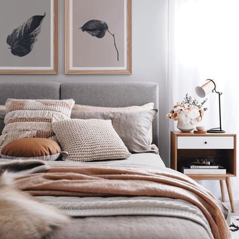 #Layering is the key to #cosiness .
.
.
.
.
#interiordesign #interiortrends #interiorandhome #interiordesigner #melbournedesign #luxedecor #luxeliving #interiorstyling #interiors #instatrend #instadesign #designtip #interiordesigntips #instadecor #glamorous #bedroomdecor #bedroomideas #bedroomdesign #bedroominspo #cosy #winter