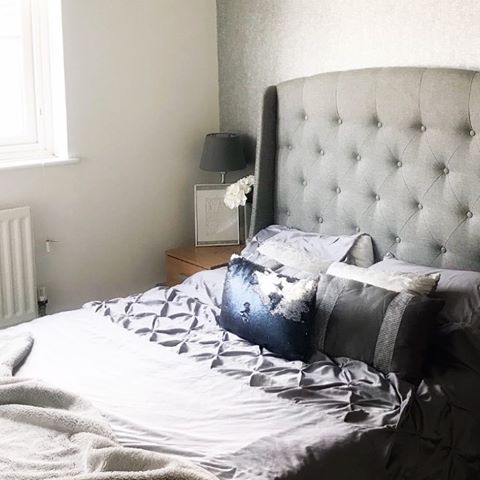 So sorry for how quiet we’ve been, it’s been a busy couple of months and trying to keep up with the house renovation changes was hard! The house is done we just need to add the finishing touches 😊 #interiorlovers#homegoods#homegoals #interior #instahome #interiors #interior123 #interior125 #interior444#instagood #instadaily#homeinspiration #renovation#myhome#myhouse #newhome#newbuild #homestyle #homestyle #homesweethome #greyhome#renovation#dekor#homerenovation#interior4all#homedesign#instahome#homedeco#homewares#homeimprovement#renovating