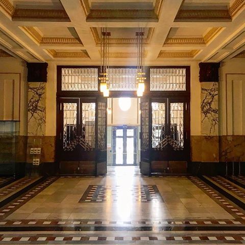 #hrvatskidrzavniarhiv #entrancehall #staircase #architecture #artnouveau #secesija #building #ornaments #entrance #doors #ceiling #zagreb #croatia