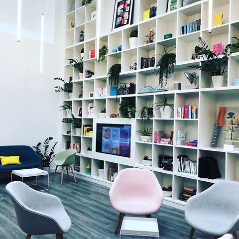 Fantastic opportunity for us to meet with @moo yesterday to discuss some exciting projects coming up for HB Bristol... BUT can we take a moment to appreciate the wall of creativity! 😍#thanksforhavingus #cheers #moo #cowsgomoo #design #print #creative #london