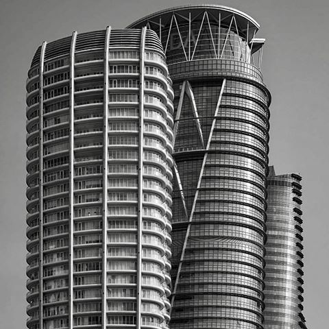 The ultra modern #gigichungphotography #hasselbladx1d #x1d #mediumformat #architecture #facade #buildings #architecturephotography #bnw_architecture #passion_for_bnw #tv_buildings #sensational_architecture #architecture_lovers #哈蘇 #中畫幅 #無反 #ハッセルブラッド #中判カメラ #ミラーレス #モノクロ #建物 #マレーシア #馬來西亞