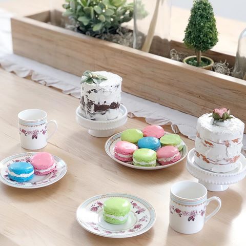 My favorite part of Spring is all the colors! I just love these small cakes and macaroons from @everythingdawn aren’t they adorable? Can you believe they are faux? Her items are so much fun when I’m staging photos! The only problem is everyone thinks they are real and I have to keep them from trying to eat them!
.
.
.
#vintagestyle #springdecor #springdecorating #hgtv #fixerupper #homeinspo #bhgstylemaker #mycottagejournal #cottagestyle #countrylivingmag #countryhomemagazine #romantichomes #bhghome #countryliving #countryhomes #flashesofdelight #rusticfarmcharm #rusticdecor #lmbpresets #vintagedecor
