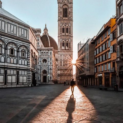 📍Florence , Italy 🇮🇹
💡Interesting facts :
🔸 The Duomo has 463 stone steps, which, if you can climb to the top you can reach the cupola for a close-up of The Last Judgement and a sweeping view of the city.
🔸The emblem of Florence is a red lily, the representation of which derives from the Florentine iris, a white flower that was very common in the local area.
📷: @laura_manfredi
Follow @citybestviews for the best urban photo👆