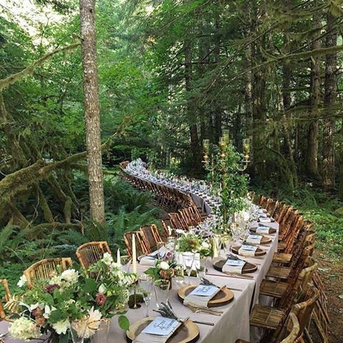#Archidesigntr
Forest Reception🌿
Tag someone to see this beautiful setup!😍
📍Ashford, USA
•
Planning and design by @bashandbloom & @wonderstruckeventdesign
Via the best @ashleytstark
•
Follow @archidesigntr