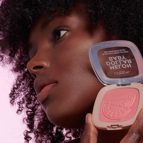 Looking for the ideal blush? Discover MELON DOLLAR BABY & CHÉRIE ON THE CAKE✨Our 2 new blushes will give you the perfect skin look you've been looking for⭐️
#makeup #makeupexpert #blush #wokeuplikethis