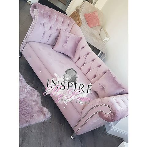 SOFIA RANGE IN BLUSH PINK 💘
ALL SIZES ALL COLOURS ALL FABRICS
.
.
DM FOR PRICE INFO AND TO PLACE ORDERS THANK YOU @inspire_my_home_
.
.
#livingroomdecor #homeinspo #sofa #diamonds #decor #comfy #showhome #interiordesign #interiores #sofagoals #velvet #newcollection #newhome #design4you #dressingroom #bedroomdecor #furniture #goals #liverpool #manchester #london #essex #birmingham #wales #kent #london #scotland #delivery #deposit #sale #sofa