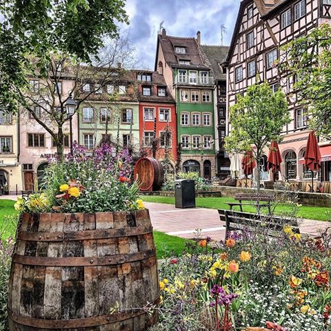📍Strasbourg , France 🇫🇷
💡Interesting facts :
🔸Strasbourg will give you a chance to explore a bit of German culture. Yes, this part of France has a lot of German influences as it has been a part of Germany before. You will find these influences in the unique and beautiful architecture of the half-timber houses, ornate wells and fountains, oriel windows, storks’ nests, and carved wooden balustrades.
🔸Strasbourg is important for France and also for Europe. It is called the Capital of Europe because there are many European institutions and the European parliament but it is also important for France. Did you know that the Marseillaise, the French national anthem, was invented here?
📷: @rebdestrass
Follow @citybestviews for the best urban photo👆