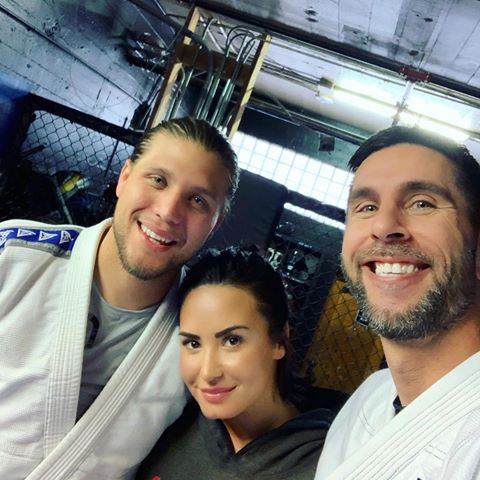 Trained with the incredibly talented @1chrislight and @briantcity today.. this is post-shower and pre-road trip so I’m not in my gi but we’ll get a proper BJJ pic next time 😝 thanks guys for training today.. was so much fun.. Brian - you’re a fucking savage.. thanks for the new moves.. you’re going to sleep next time though 😜
