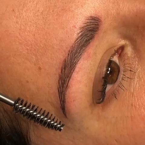 Summer ready brows by @skipperink! Love these brows!  Skipper is taking appointments for the next couple of months. Visit her website for more info -- SKIPPERINK.COM #cosmetictattoo  #microblading  #micropigmentation  #sweatproof  #vegan #crueltyfree #naturalbrow #smp #beautymarks #freckles  #eyelinertattoo  #liptattoo #microblading  #sweatproof  #quantumcosmeticinks  #zensa #inkezze  #hustelbutterdeluxe  #longbeach #losangeles #costamesa #denver #nyc #camp #yoga #run #swim #skateboard  #art #music #beauty