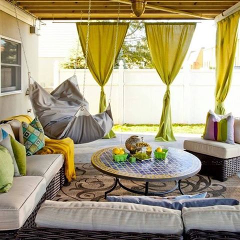 Adding curtains like this to your patio is a great idea! It adds privacy, style, and also blocks the harsh sunlight. It can be done for a relatively low cost too! .
.
.
 #localagent #huntsville #ihearthsv #huntsvillerealtor #buyingahome #homebuying #househunters #homesellers #listing #listingagent #realestate #realestateexpert #realestatenews #realestatelife #dream_interiors #homedecor #ipreview via @preview.app
