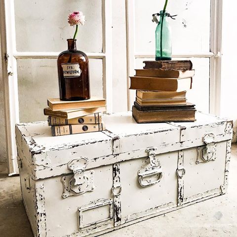 @shabbychicantiquefurniture  that trunk is incredible. There is no substitute for top notch design.