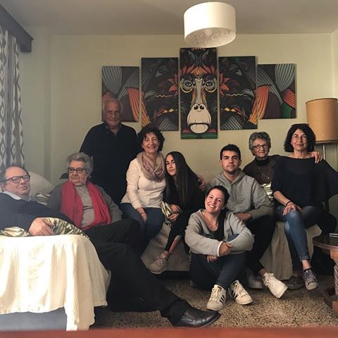 Visitas familiares a mi nueva casita ❤️🥘🍽👨‍👨‍👧👨‍👨‍👧👨‍👨‍👧 #arenal #domingo #family #quintanasflat #myhome #paella #luegotodosavotar #familyday #sunnyday #spring