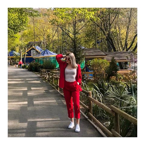 Иностранка 🌶
♦️
♦️
♦️
♦️
♦️
♦️
♦️
#vsco#vscocam#red#suit#zoo#spring#lightroom#chill#hothothot#puma#cool#photooftheday#photography#photoshoot#moldova#localsmd#usa#london#moscow#chisinau#beauty#beautyblog#slay