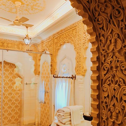 Did we mention that even the bathrooms of our hotel follow a theme? Perfect for a luxurious bath on a weekend getaway! .
.
.
.
.
.
.
#pearlpalacehotels #pearlpalaceheritage #bathroomdesign #bathroomgoals #boutiquehotel #smallluxuryhotel #romantichotel #heritagehotel #beautifulhotels #hotelinteriors #jj_architecture #ihaveathingforwalls #roomdecor #architecture #colourpalette #architecturelovers #indiaphotoproject #traveldiaries #wonderful_places #instatravel #architecturaldigest #elledecor #beautifulhomes #weekendgetaway #jaipur #delhi