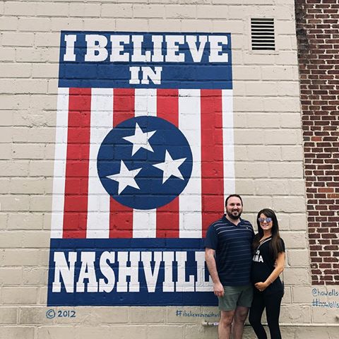 @laspaletas popsicles 🍦in 12 South 📍. Nashville Farmer’s Market 🥬. And the Tennessee State Capitol 🏢. .
.
.
.
#babymoon #nashville #sightseeing #ibelieveinnashville #mural #makemusicnotwar #cuckoo4cucco