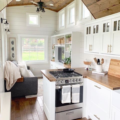 #tinydreamhouses
This is the Beautiful and Cozy House of @marta_anderson .
Built By @timbercrafttinyhomes
Via @tinyhousetrends
•
<All credit correspond to photographer/designer/owner/creator>
•
#tinyhouse #tinyhomes #tinyspace
@tinyhouse
@tiny_house_ideas
@tinyhousebasics
@tinyhousemag
@tinyhousemovement
@tinyhouseblog
@tinyhousetrends
@tinyheirloom