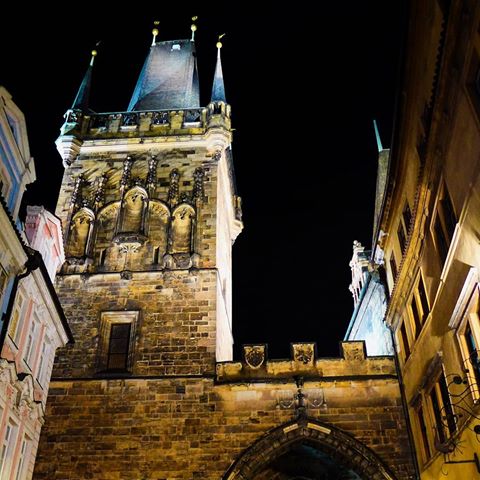 A night in Praha.
.
..
...
..
.
#praha #prague #česká #czechrepublic #lightandshadow #japanese #artofvisuals #beautifulworld #beautyoftheworld #travelphoto #worldvagabond #worldtraveler #japanese #japaneselivingingermany #プラハ #チェコ
#影像 #光と影 #夜景 #ヨーロッパ #欧州
#旅