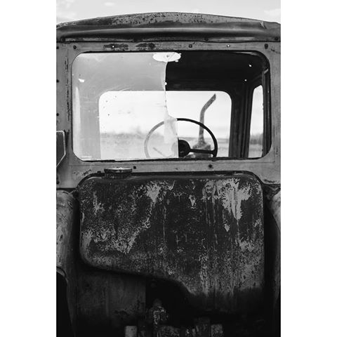 •
.
.
.
#carcorners #tractor #rusty #lefttorust #easter #vscocam #vscolithuania #blackandwhite #blackandwhitephotography #nikon #dslr #nikontop #village #lithuania #lietuva