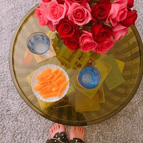 Every night, date night.
.
#datenight #love #home #homesweethome #rose #roses #interiordesign #interiorporn #fruits #kartell #tomdixon #homedecor #rose #fashionlovers ##winelover #fashion  #winelovers  #couple #likeforlikes #東京 #日本 #tokyo #japan #instagood #instalike #midnight #mylove