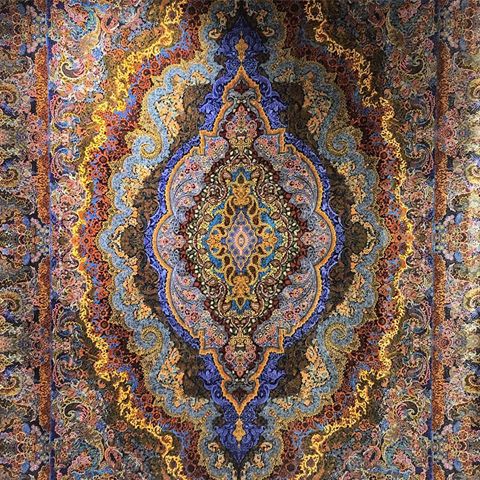 #rug #carpet #silk #persiancarpet #persianrug #iranianrug #iranian #shiraz #handmade #art #artwork #royal #rareart #floor #decorative #decoration #interiors #quality #design #fashion #beauty #فرش #ابریشم #هنر #ایران