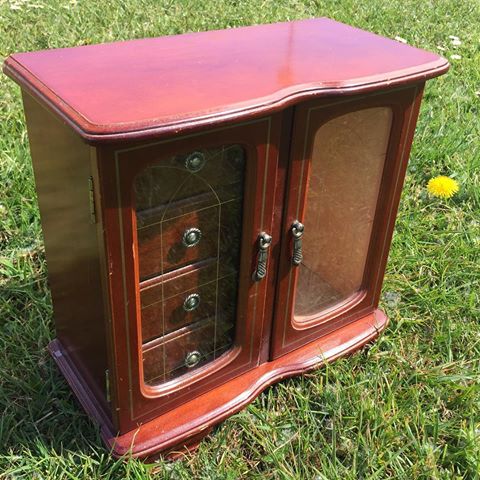 Vintage Jewellery Box in the form of a Miniature Wooden Wardrobe/Chest Of Drawers.
#interiordesign #homedecor #antiques #patina #retro #funky #curio  #fashion #ontrend #design #cool #home #retail #rings #jewellery #antiques #shop #decorative #fashion #decor #interior #modern #salvage #midcentury #english #jewellerybox #dressingtable #ladies #display #furniture #chestofdrawers #wardrobe