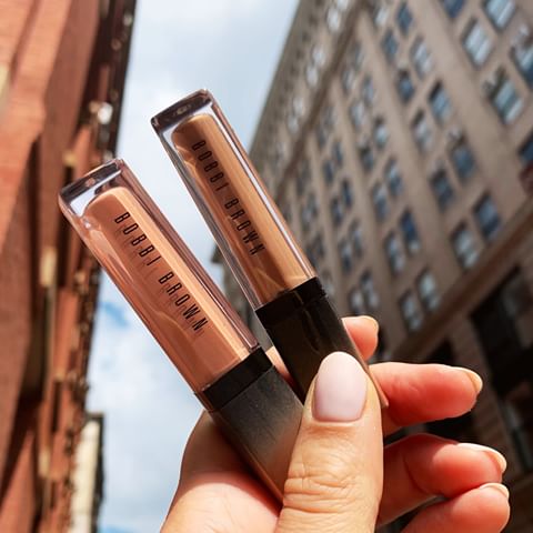 We're celebrating National #BFF Day with a #giveaway for you and your bestie. Tag your BFF and tell her why she's the best for a chance to win these shades created by best friends @tenipanosian and @makeupbydenise.
-
East Coast Bae and West Coast Slay, made by BFFS and made to be BFFs. -
No purchase necessary to enter #giveaway. Starts June 8 2019 at 9:00AM EST and ends June 10, 2019 9:00AM. Open to US residents only. Official rules available on our Facebook page.