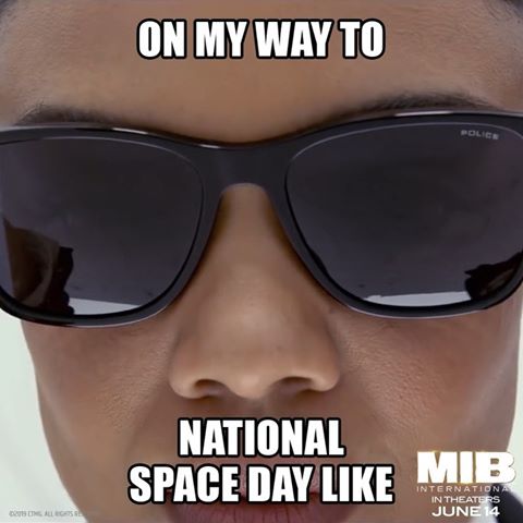 Gotta dress the part for #NationalSpaceDay. 🌌 #MIBInternational in theaters June 14.