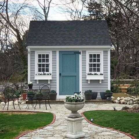 Can't wait for your tulips to show up 😋⁣
Gorgeous tiny home via @thisoldcapebarn⁣
⁣
⁣
Follow us for more @tiny.house.society⁣
⁣
Use #tinysociety to get featured on our page 😍#tinyhouse  #CompactLiving #interiordesign #tinyhouses #architecture #homedecor #lifestyle  #fineinteriors #cabin #shed #tinyhomes #tinyhouse #inspiration #tinyhousemovement #diy #tinyhousenation #tinyhousemovement #minimhouse #livetiny #tinyhousedesign #offthegrid #tinyhousenation #cabinfever #prefab #bookofcabin #prefapedia #home #instadesign #interiores