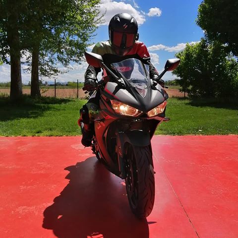 #yamaha #yamahar3 #pusiano #tornanti #photography #photooftheday #biker #bikerlife #rout #italy #bikeporn #il_dna_del_biker_ufficiale #nature  #motorbike #italianbikers #italianbikers #racing @hotwheelmilano #Kawasaki #gpz #travel @la_yamaha_italiana_official