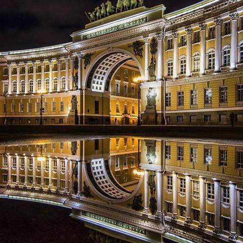 Спокойной ночи, Санкт-Петербург!
.
📷Автор фото: @svetosh_13
#spb#ночь#спб#saintp