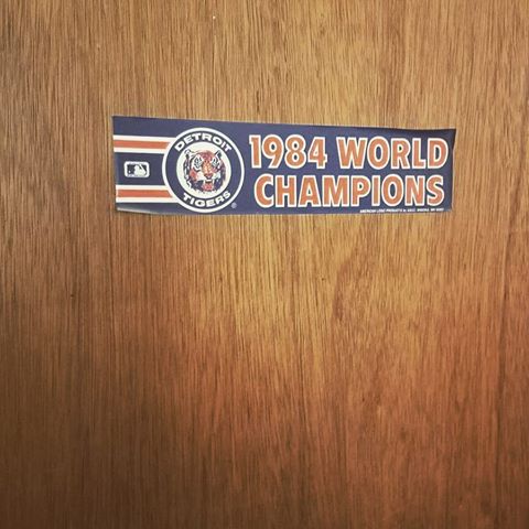 RIP old childhood bedroom door. My mom is redoing rooms and this relic is going out the door.  #imfromphilly#gotigers#byebyefriend#tigersfan#childhoodmemory #detroittigers#detroitrockcity #renovation#80skid#1984#detroitsports#hgtv#jackwhite#detroitradio#americanleague#myALteam