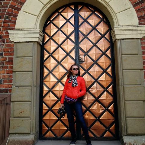На страже
.
.
.
#дрогобич#ворота#двери#бронза#настраже#поездка#чтотоновое#путишествие#карпаты#прикарпатье#отдых
#drogobych#door#travel#trip#rekax#traveling#mountains