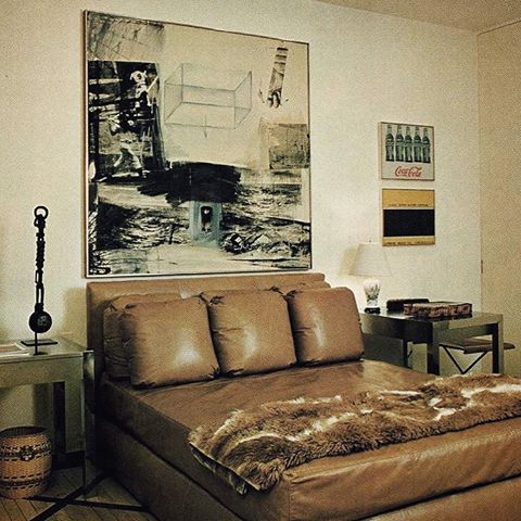 Paintings by Robert Rauschenberg and Andy Warhol hang above a leather upholstered bed (1978), image c/o @architectural_indigestion .
.
.
.
.
#bedroomdecor #bedroom #andywarhol #robertrauschenberg #modernart #popart #artcollector #artcollection #interiordesign #interiordecor #midcenturymodern #midcentury